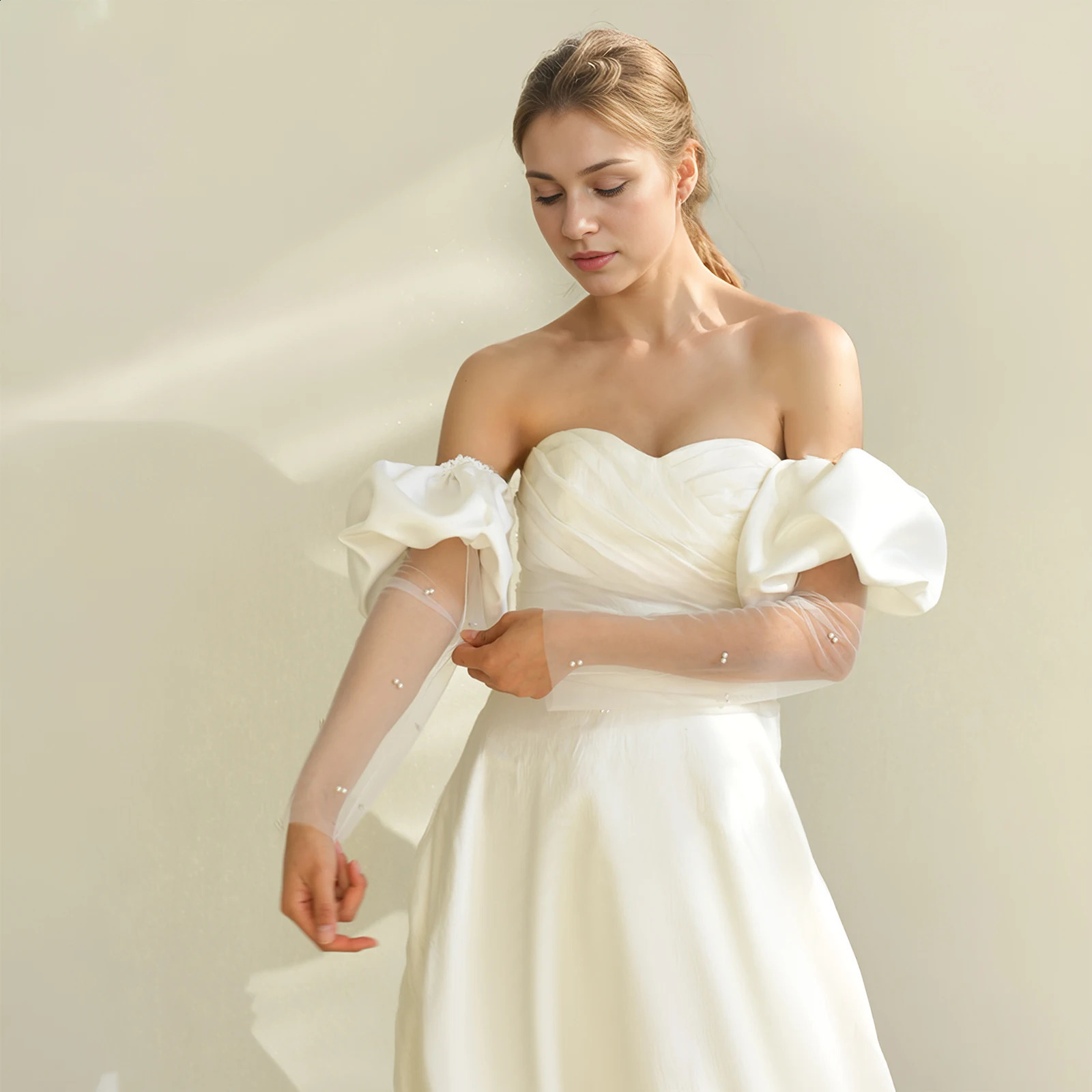 Youlapan MM36 Fashions Most Trend Bridal Gloves White Satin Puff Sleeves and Breathable Tulle Splicing Gloves 250530