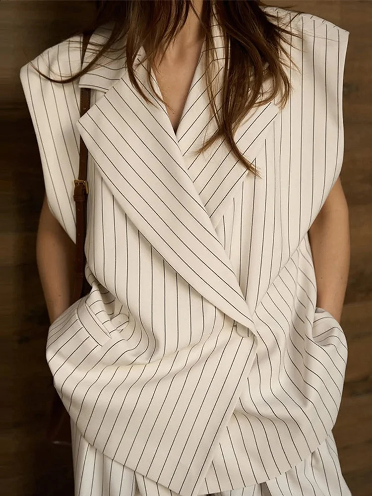 Fashion Womens Stripe Vest Trouser Suits Sleeveless Turn-Down Collar Lady Set 2025 Spring Summer Casual 2 Pieces Set Women 250530