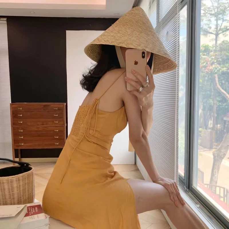 French The Pointed Top Natural Wheat Straw Sun Hats Womens Retro Pastoral Straw Hat Seaside Vacation Lace-up Big Brim Beach Hat W250602