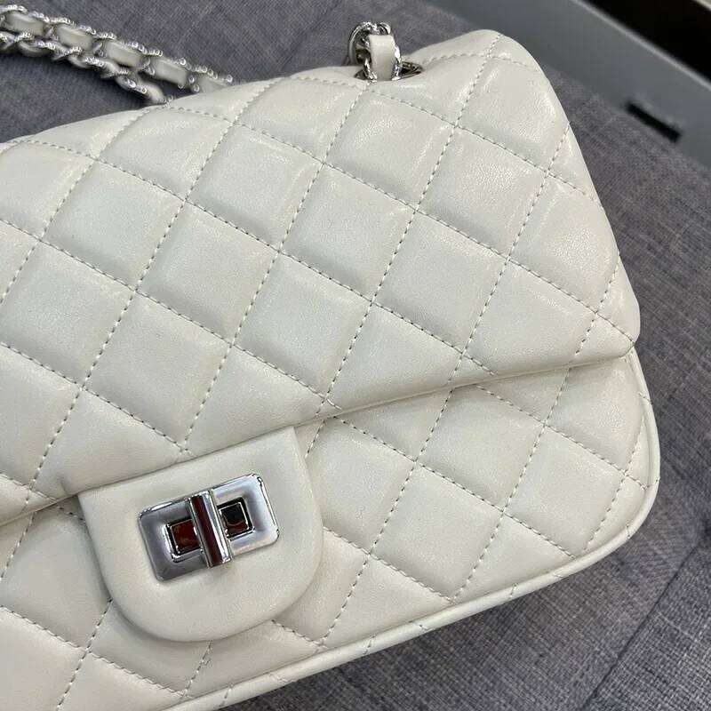 Niche Tweed Style Cow Leather Arggyl Chain Versatile Fashionable Underarm Single Shoulder Bag For Women