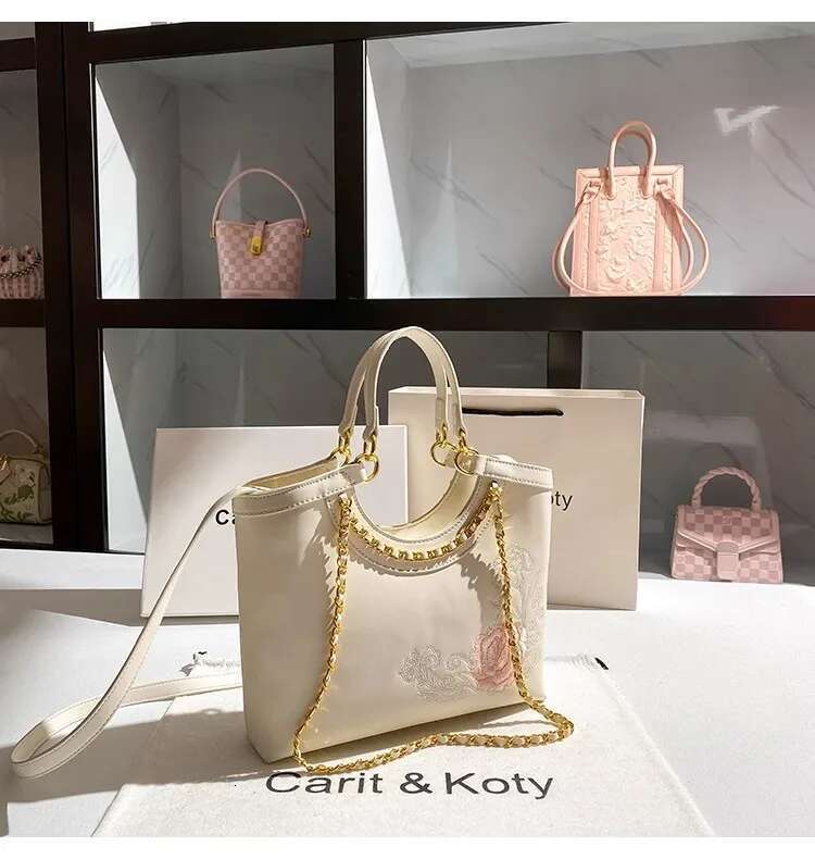 Fashion Metal Chain Casual Tote Embroidery Floral Women Handbag Textured Leather Clutch Purse Shoulder Crossbody Bag