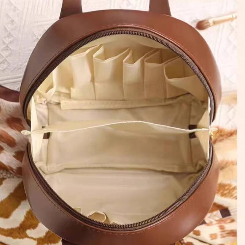2025 New Fashion Cosmetic Storage Bag Travel Women PU Leather Skin Cosmetic Bag Designer Handbag Portable Cosmetic Bag Lipstick perfume Cosmetic Bag 3
