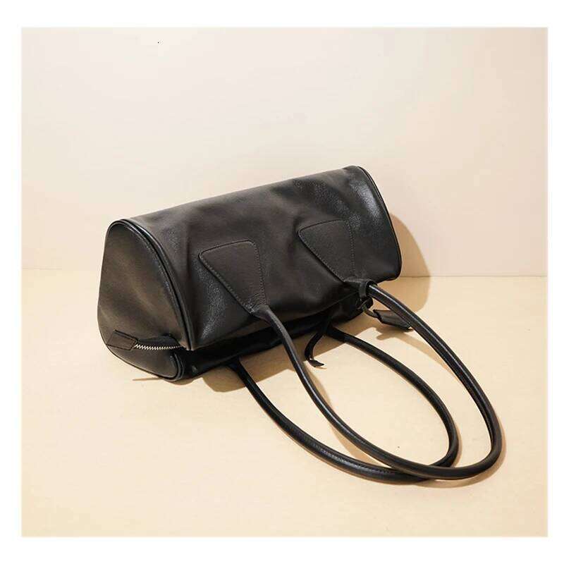 Women's Handbag New Soft Genuine Leather Shoulder Designer Bags For Women Handbags Ladies' Law Stick Bag Baguette