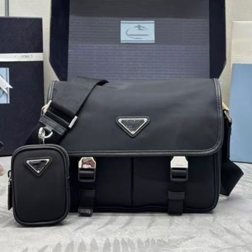 top-level designer bag Triangle Flip cover men and women messenger bag leather Premium Shoulder Bag high-capacity mens bag Commuter leisure outdoor bag wallet