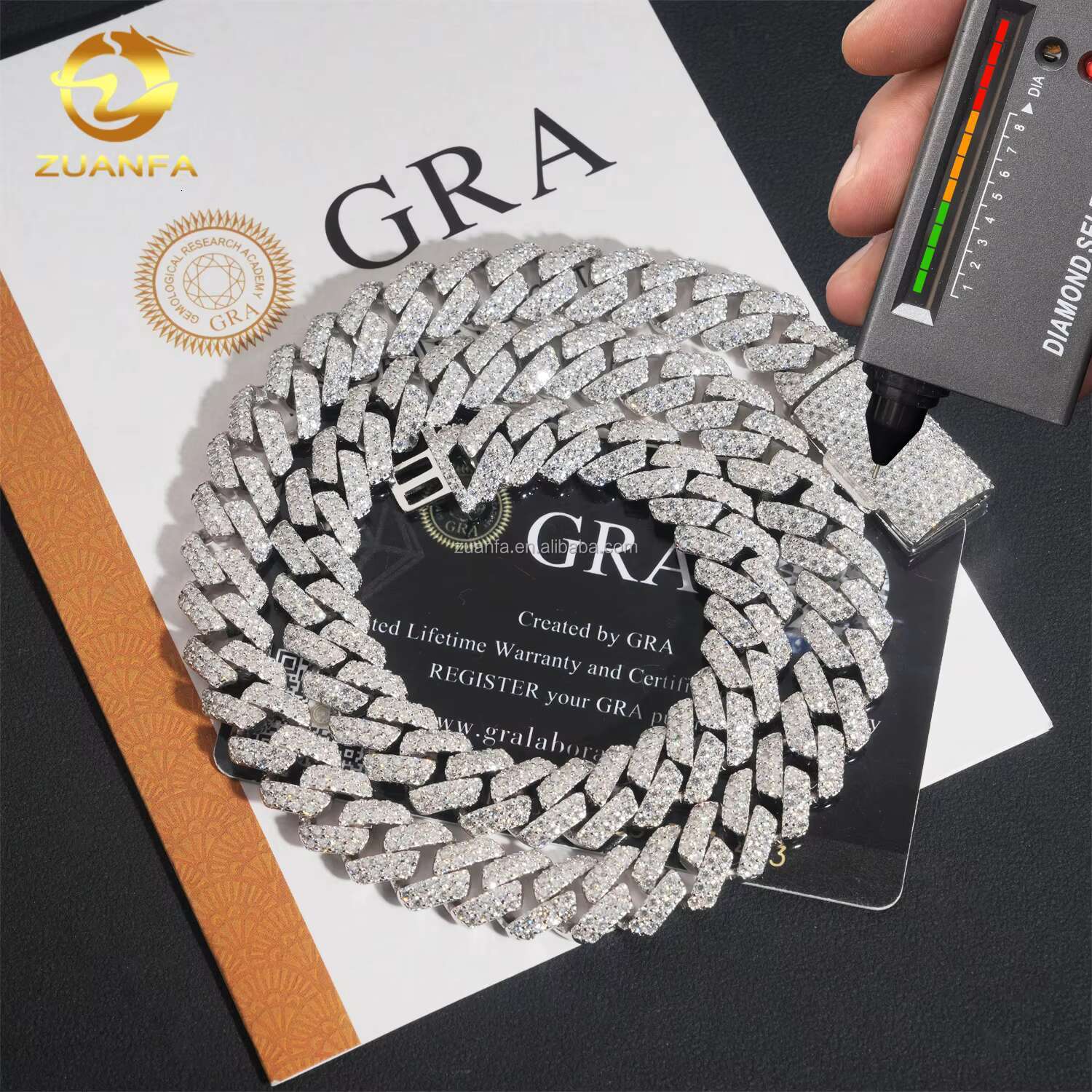 Best Selling Popular Fashion Rapper Jewelry Box Clasp 925 Solid Silver 12mm Iced Out VVS1 Moissanite Miami Cuban Link