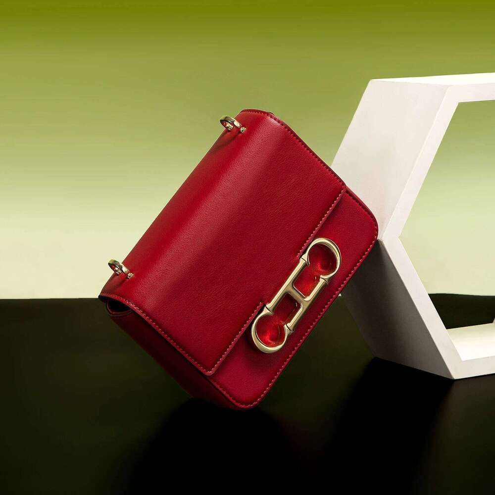 Magnetic Flip Cover 2025 New Synthetic Leather Red Business Women's Crossbody Bag