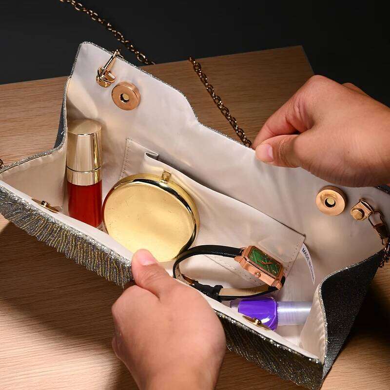Chain Light Pattern shoulder Simple And Versatile Handheld Underarm hand Bag women wedding party Evening gift Bags