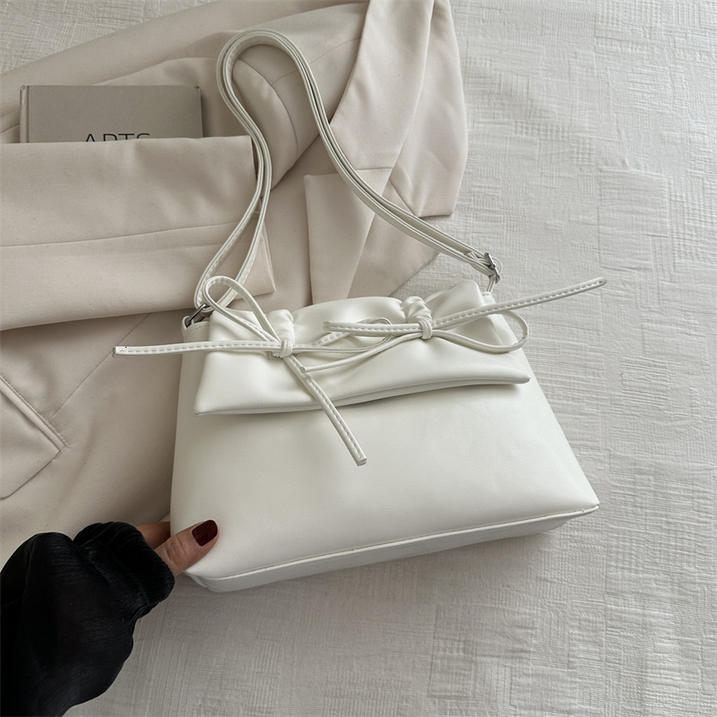 Top brand high-quality new free designer bag Korean style handbag 2025 new multifunctional shoulder bag fashionable armpit bag new free designer bag