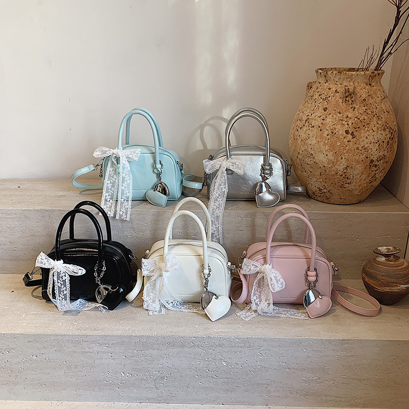 designer Spring Lace Handbag Bowling Ball Bag for Women 2025 New Trendy Fashion Korean Pillow Bag Versatile Crossbody Bag