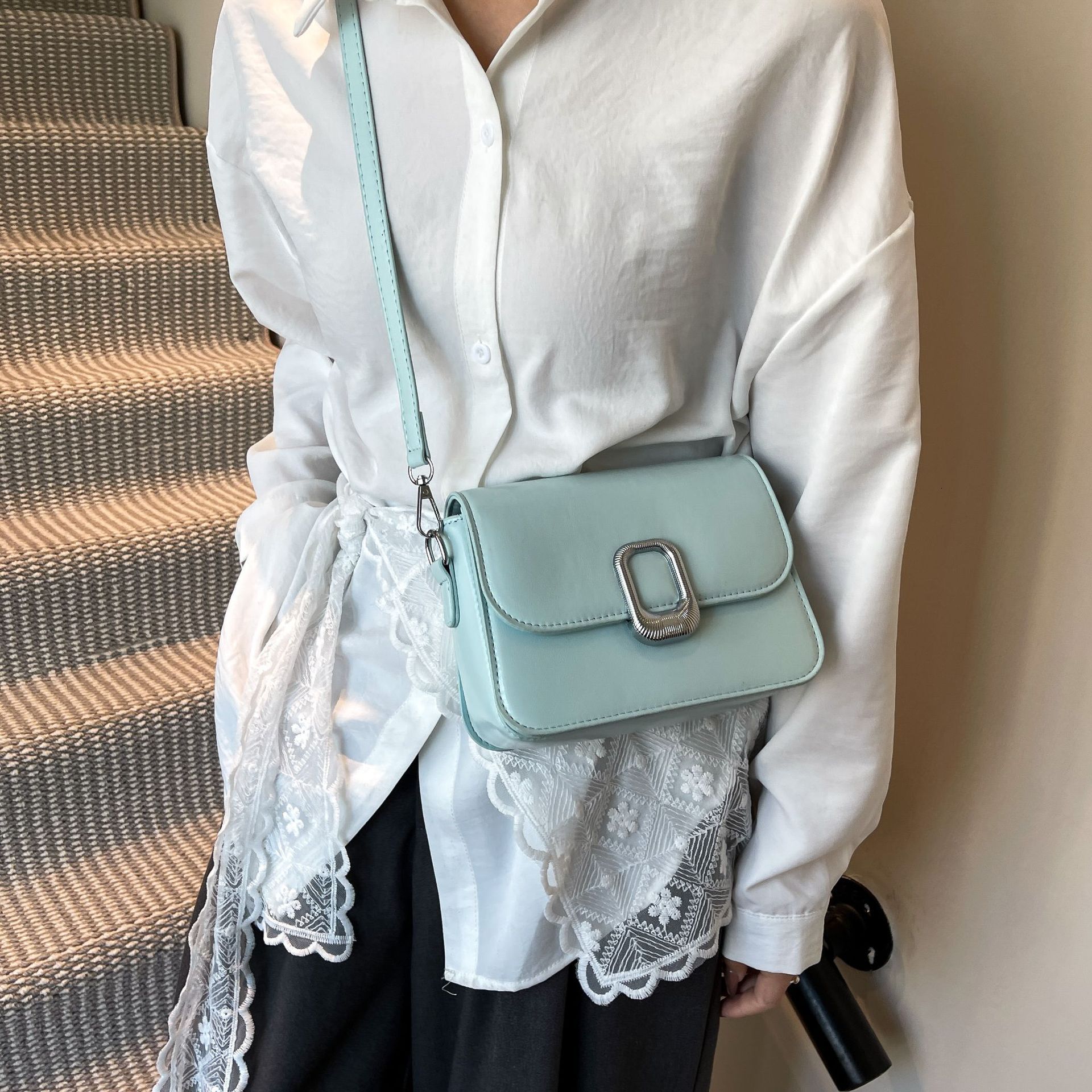 designer High-Quality Texture Underarm Small Square Bag for Women 2025 Spring New Light Luxury Retro Simple Fashion Single Shoulder Crossbody Bag