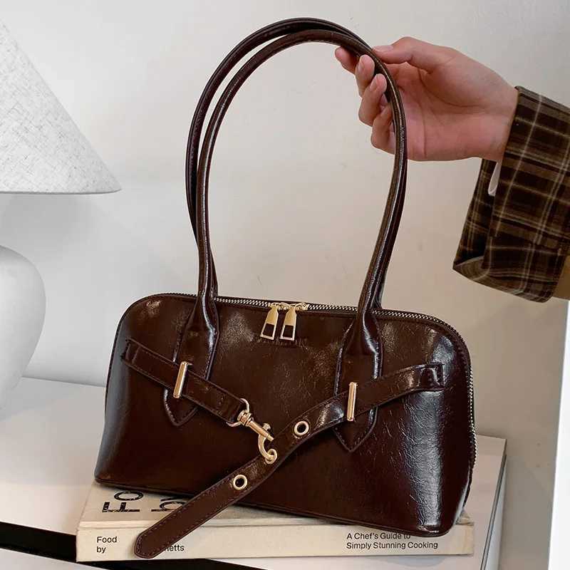 Korean Niche Retro Shell Crossbody Bag - Autumn/Winter Vintage Shoulder Purse for Women Lightweight Adjustable Fashion Satchel Y250603