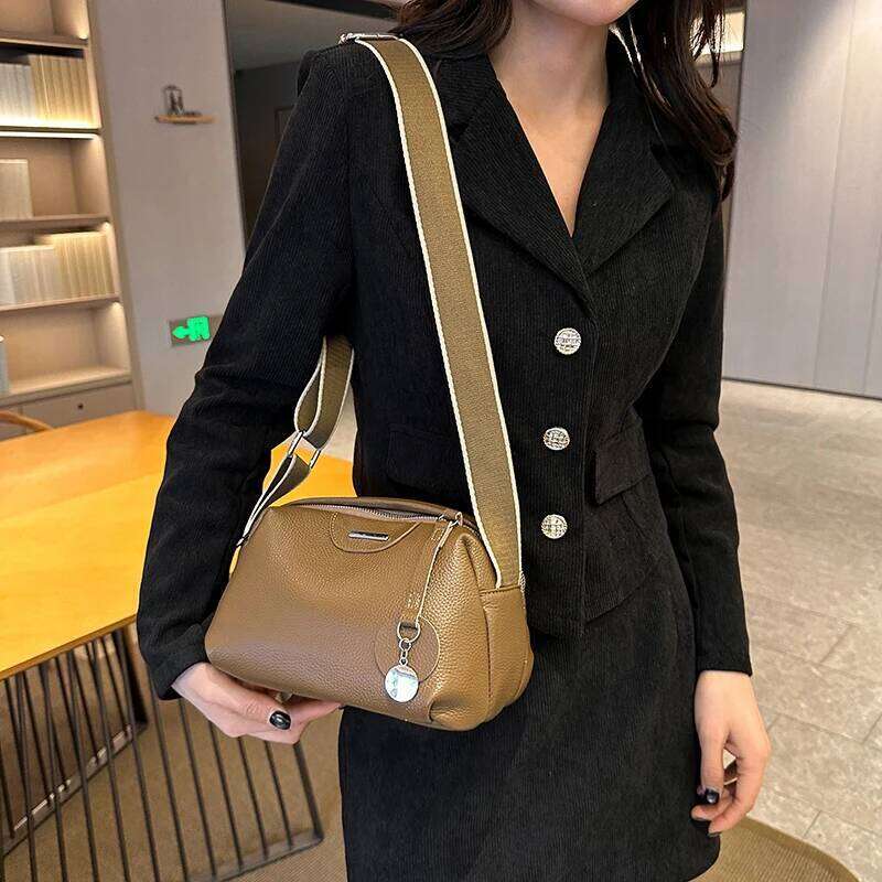 Women's Genuine Leather Shoulder Small Stylish Crossbody Adjustable Strap Classic Minimalist Design Casual Day Bag