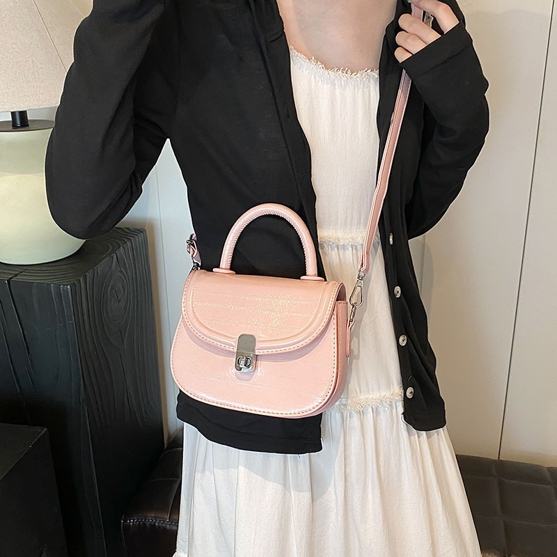 designer High-end Silver Small Bag for Women 2025 New Spring/Summer Versatile Crossbody Bag Fashionable Super Popular Handbag Small Square Bag