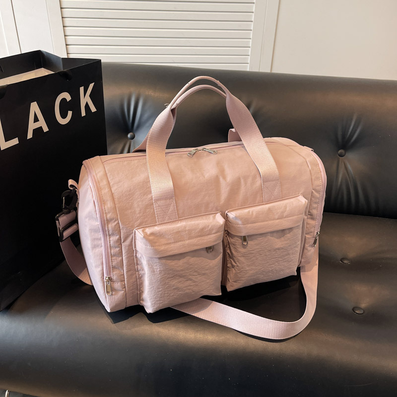 Textured Large Capacity Commuter Fashion Pillow 2025 New Versatile Shoulder Handbag Travel Bag