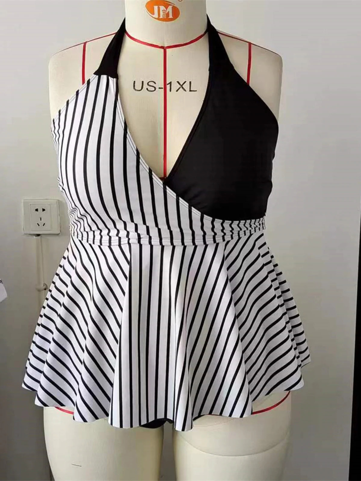 0XL 4XL Stripe Bikini Large Size Swimwear Plus Women Swimsuit Female Twopieces set Bather Bathing Suit Swim K6651 250528Z