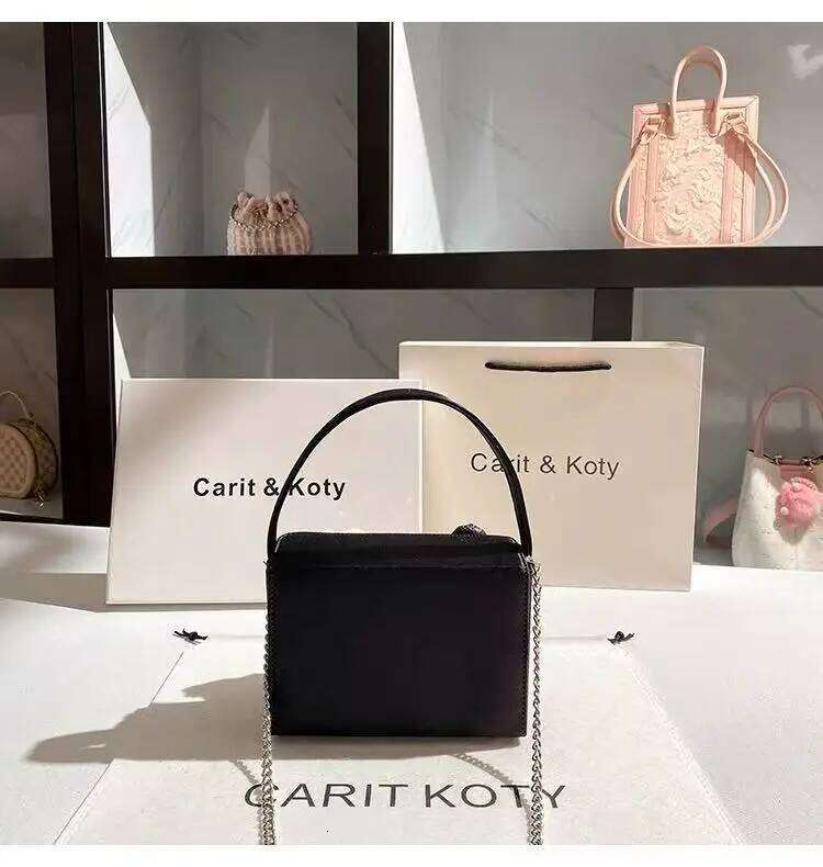 Crystal Shiny Rhinestones Dia Clutch Purse Satin Women Handbag Cute Bear Fashion Solid Floral Shoulder Crossbody Bag
