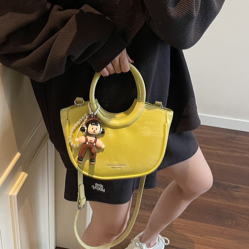 designer Trendy Casual Simple Handheld Bucket Bag for Women 2025 New Fashion Versatile Stylish High-end Shoulder Crossbody Bag