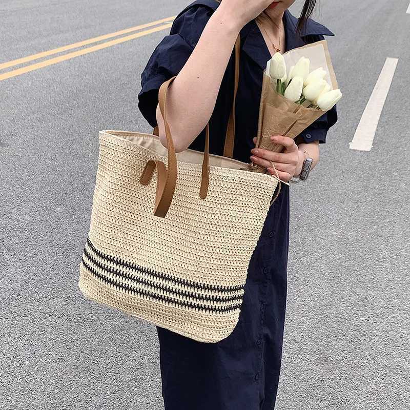 Vintage Str Rattan Woven Bags Handmade Summer Beach Bags Ladies Large Capacity Shoulder Bag Bohemia Travel Handbags Totes sac Y250603