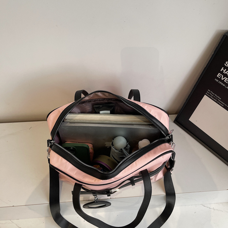 Large Capacity Short Handheld Sports Travel for Women Lightweight Lage Yoga Fiess Business Trip Storage Bag