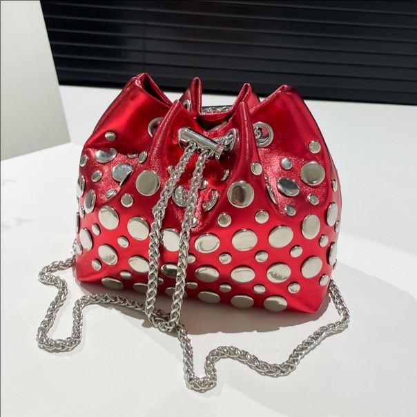 designer casual bag Trend Drawstring Bucket Bag for Women 2025 New Rivet Commuter Shoulder Bag High-End Versatile Crossbody Bag