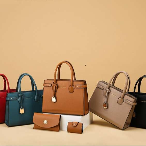 Trendy Women s New Handbag Crossbody Fashion Large Capacity Bride Multi piece Set Wedding Bag