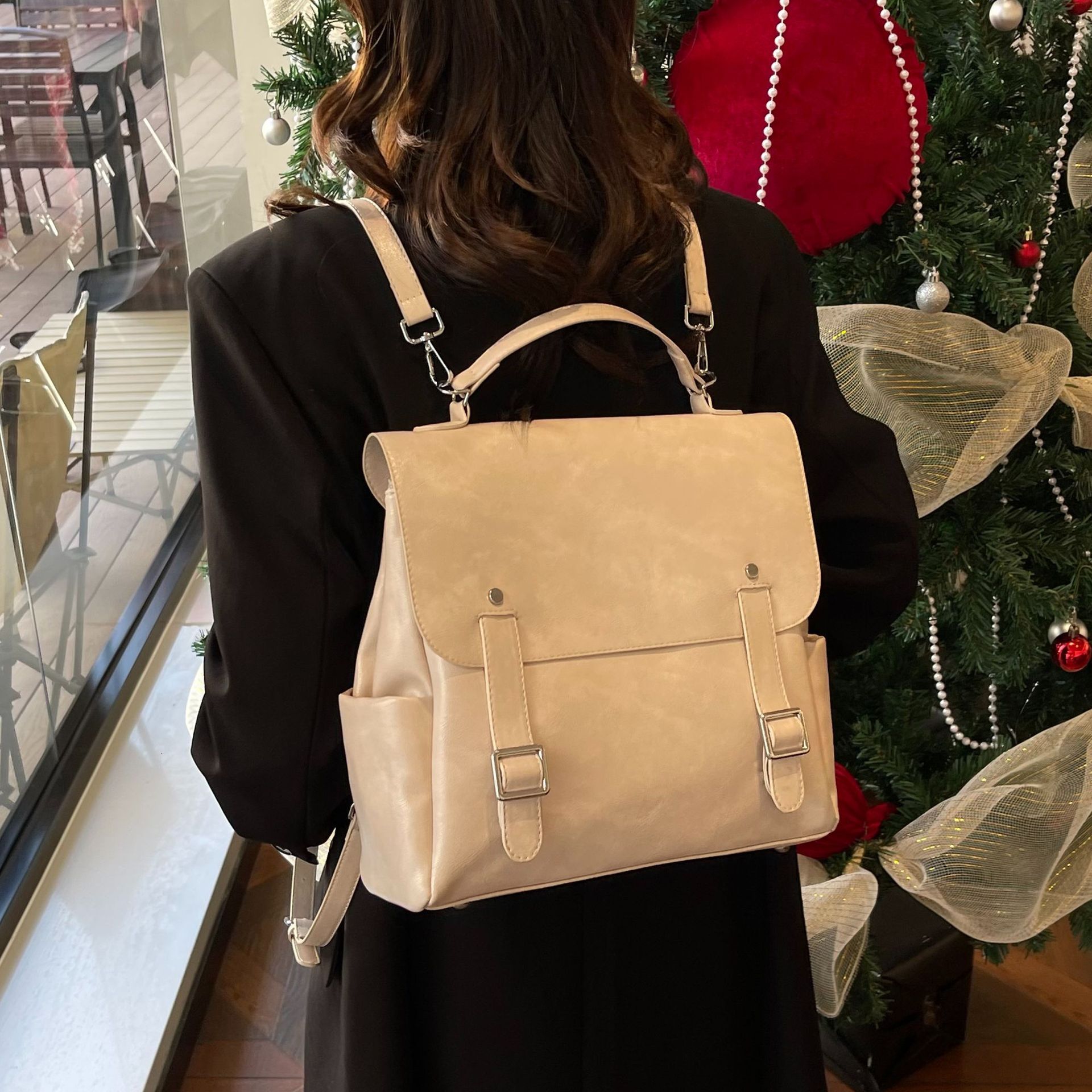 designer Commuting Large Capacity Backpack for Women 2025 Spring New Fashion Casual Versatile High-end Handheld Tote Bag