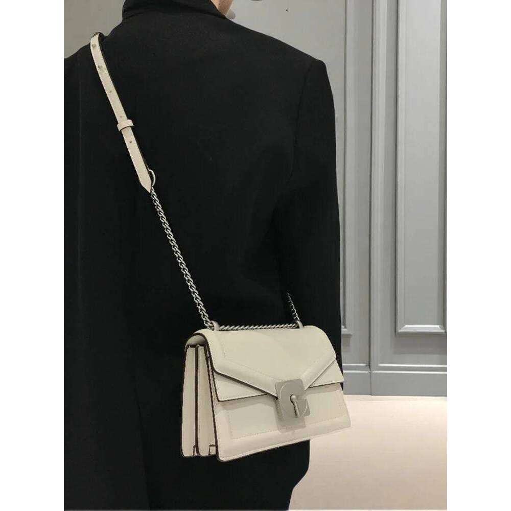 Unique Chain Square Bag With High Quality Portable And Fashion Shoulder Crossbody Handbag Women Go For Party