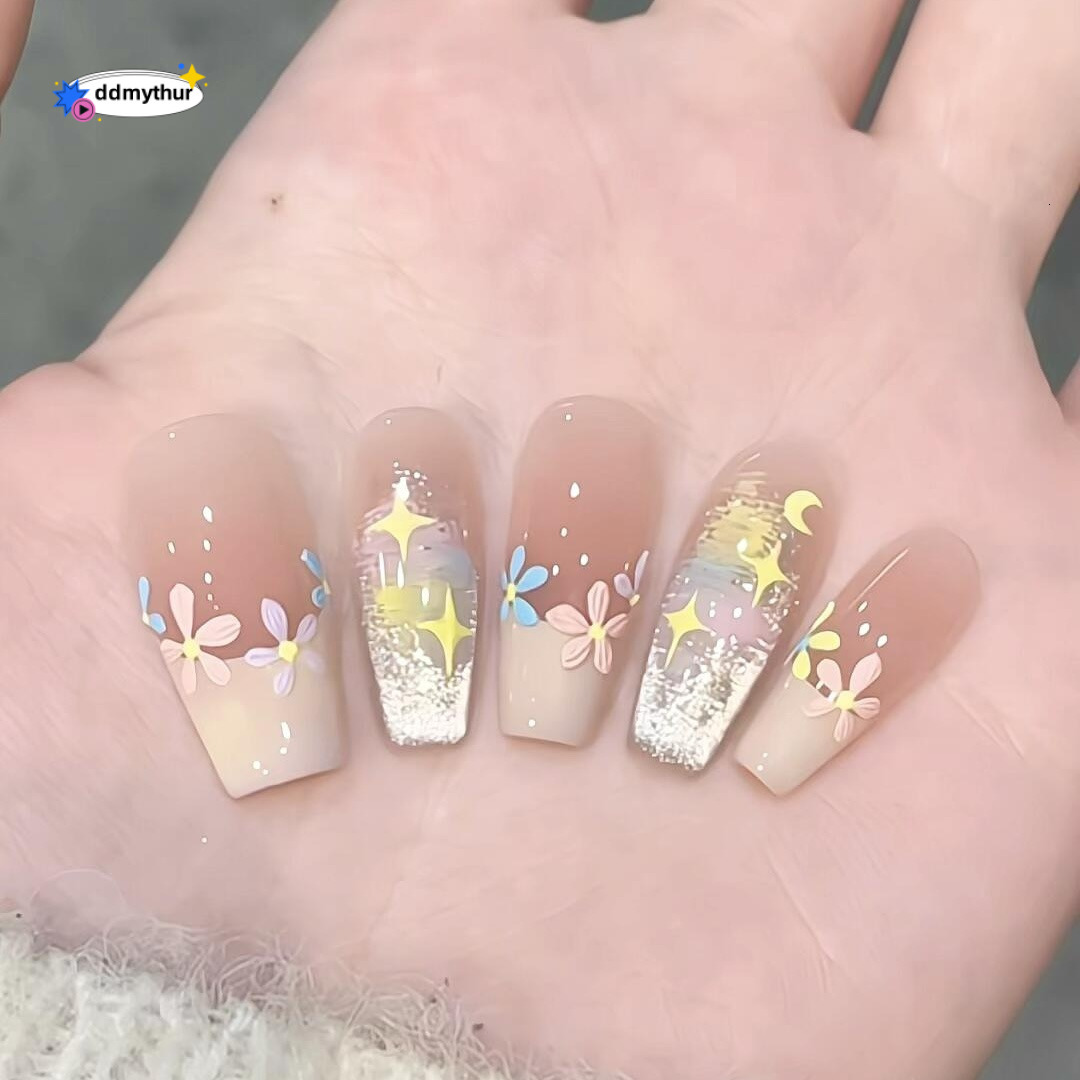 Monet Garden Wearable Spring Summer Ins Handmade Nail Art Finished Sweet Little Flower Fake Nails 2025 New Style Brightening ddmythur