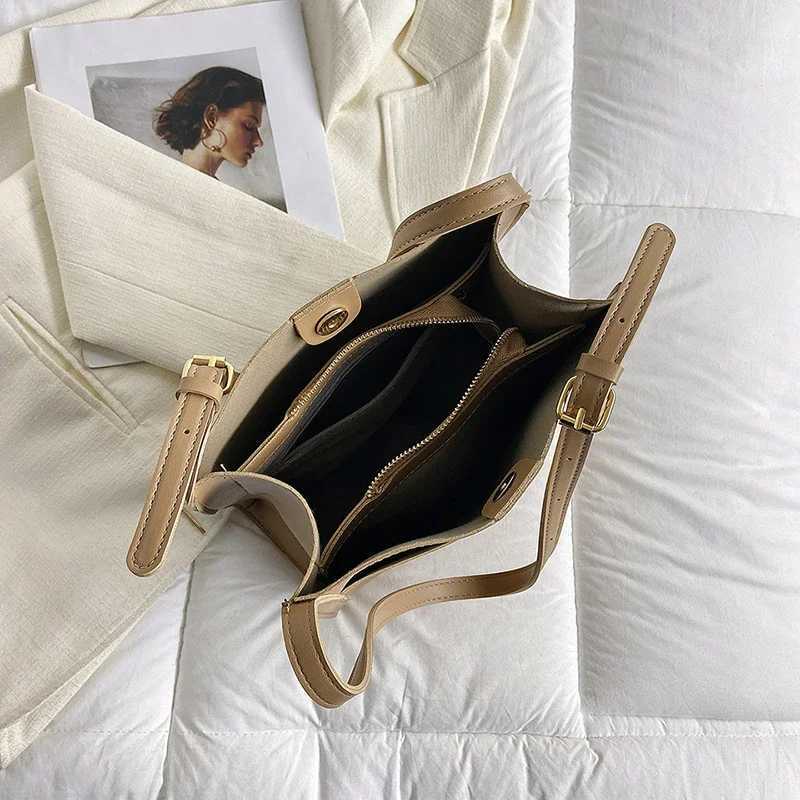 Fashion Leather Handbags for Women 2025 Luxury Handbags Women Bags Designer Large Capacity Tote Underarm Shoulder Bag Sac a Main W250602