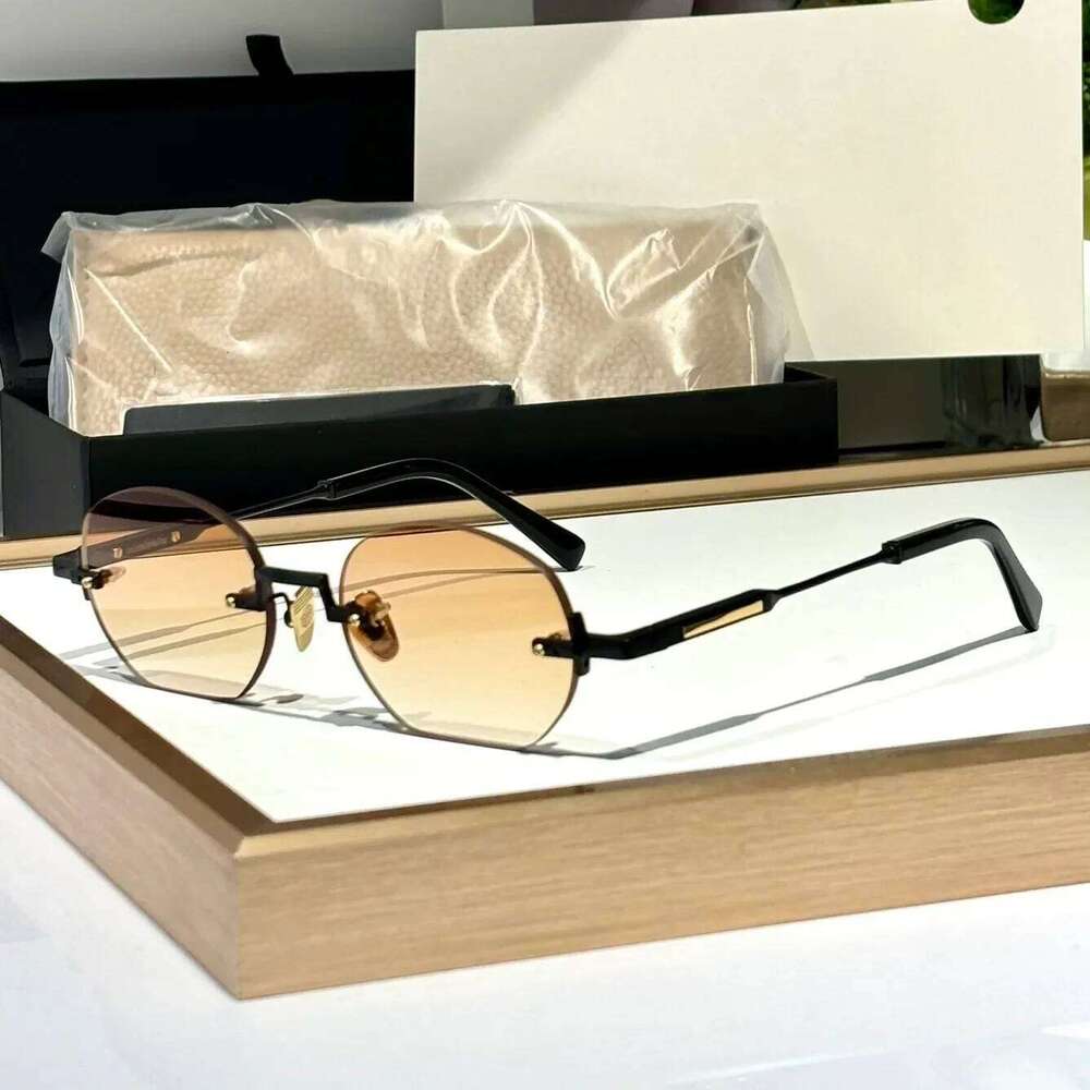 Fashion Sunglasses For Women And Men MARSHALL Style Anti-Ultraviolet Retro Plate Frameless Special Design Glasses Random Box