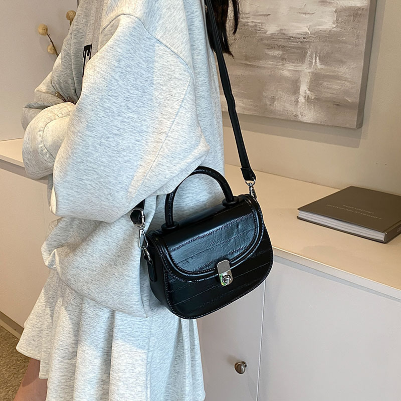 designer High-end Silver Small Bag for Women 2025 New Spring/Summer Versatile Crossbody Bag Fashionable Super Popular Handbag Small Square Bag