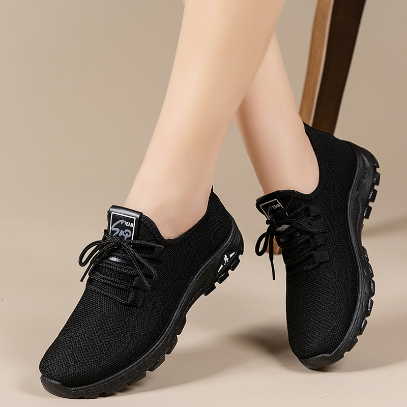 New Women S Casual Shoes Breathable Sports Soft Sole Non Slip Casual Black Work Old Beijing Cloth Shoes Women Ddmysaturn