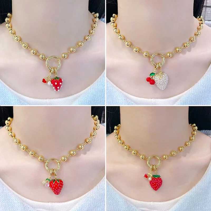 ZHUKOU New Styles Enamel Oil Drop Pearl Red Strawberry Pendant Necklace Sweet And Lovely Ladies Jewelry Chain 1 Piece VL643 XJ250604
