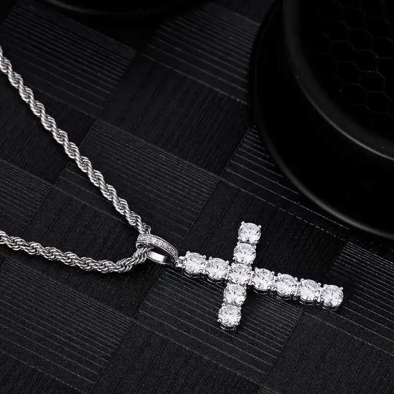 925 Sterling Silver Cross Pendant Necklace for Women Sparkling White Cubic Zirconia Necklace Wedding Party New Fashion Jewelry XJ250604