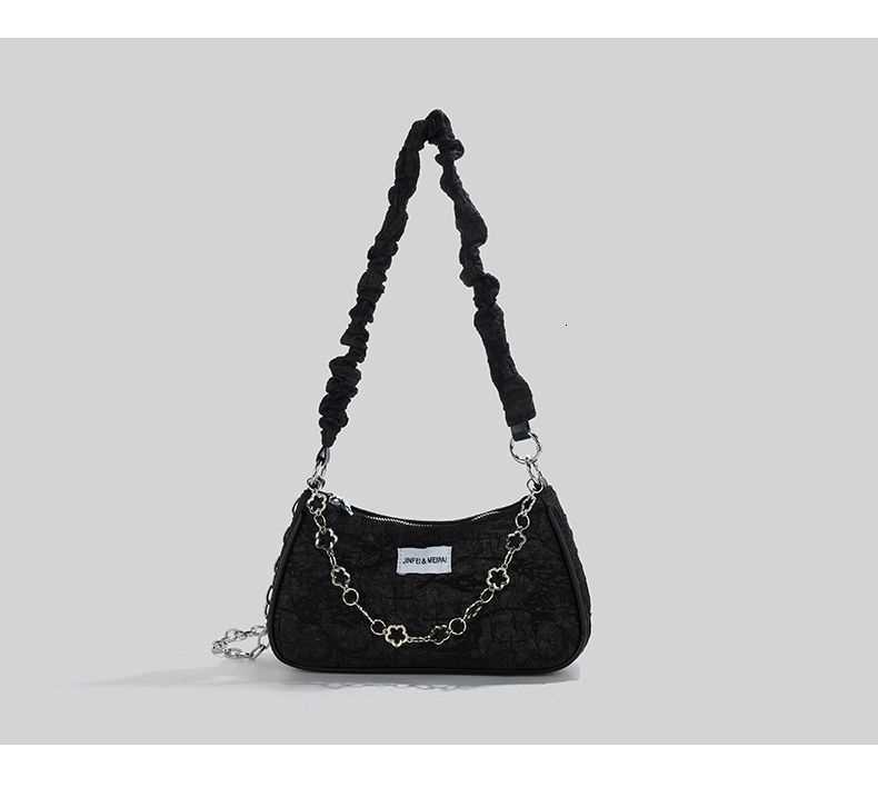 Original niche design armpit bag women's bag spring/summer new crossbody bag designer women's large capacity shoulder bag