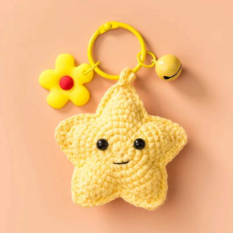 Cute Handmade DIY Weaving Stars Moon Keychain Charms Womens Car Keychain Sunflower Knitted Pendant Couple Gift Phone Charm M250604