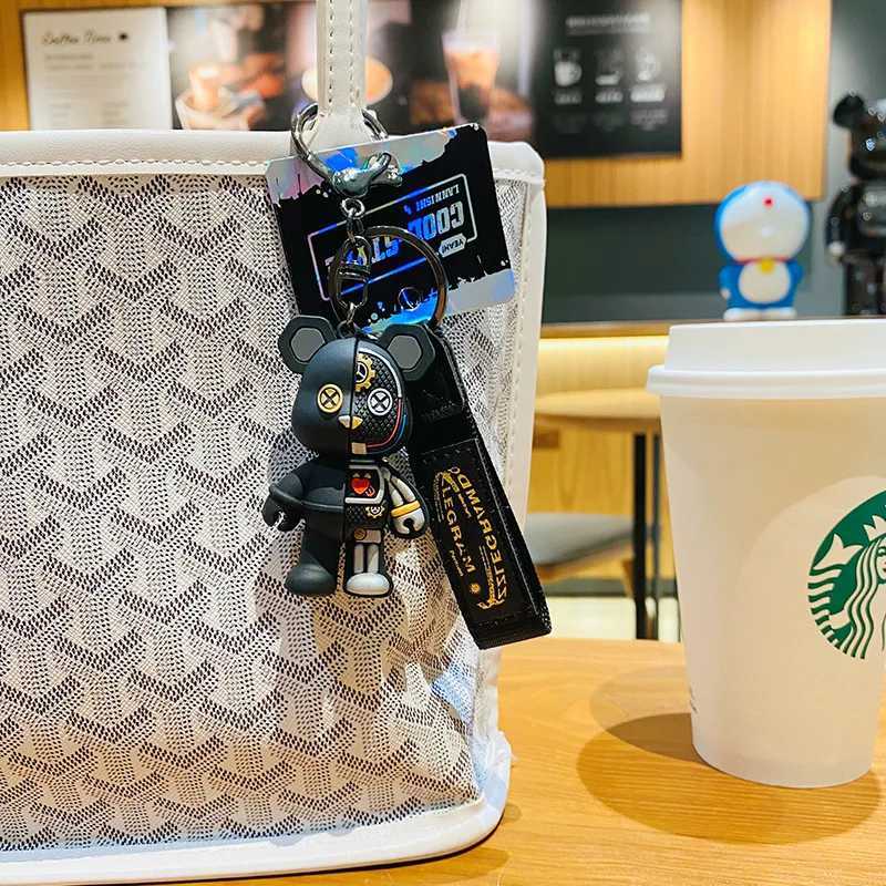 Fashion Cartoon Funny Half Skull Body Bear Keychain Fashion Punk Animal Keyring Car Bag Pendant Key Chains Couple Halloween Gift W250604