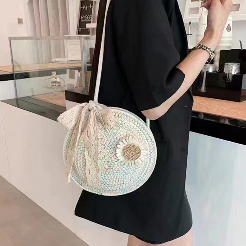 New fashion niche design multifunctional woven crossbody bag small round bag designer women's floral shoulder bag handbag