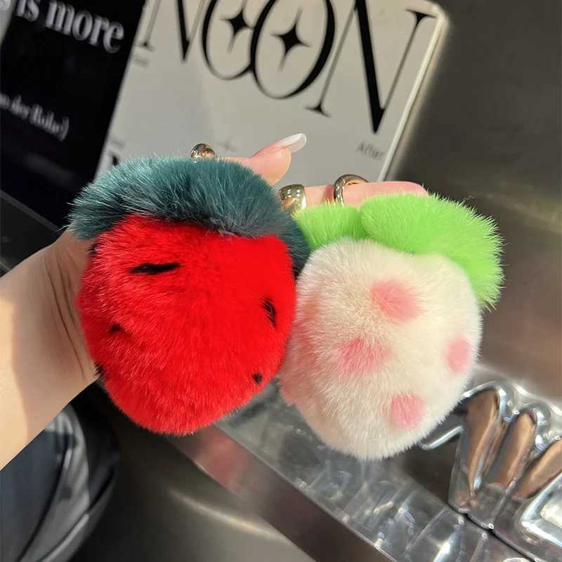 Y2K Fashion Real Rex Rabbit Fur Strawberry Pendant Fur Keychain for Bags Womens Bag Backpack Strawberry Keychain Accessories W250604