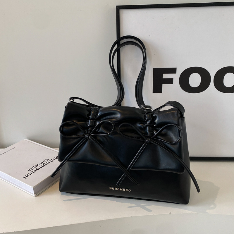 Korean Designer Style Retro Fashion Large Capacity Bag For Women 2025 Shopping Bag Free Shipping New Bowknot Small Square Bag Niche High-end Shoulder 