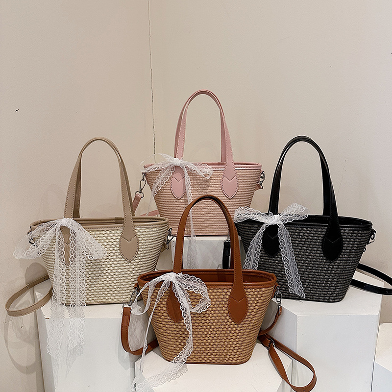 designer Fashion Large Capacity Tote Bag 2025 New Trend Korean Style Casual Bucket Bag Fashion Single Shoulder Work Commute Bag