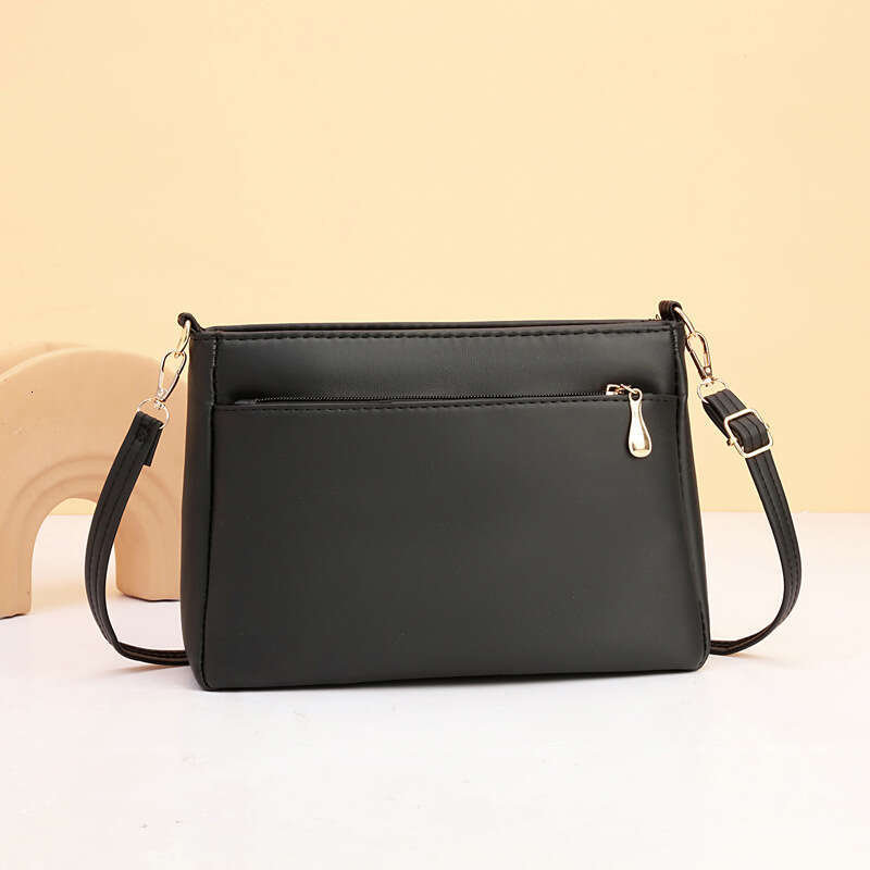 Bag crossbody women's bags middle-aged women summer tassel shoulder bag wholesale 2025 new casual fashion trend clothing