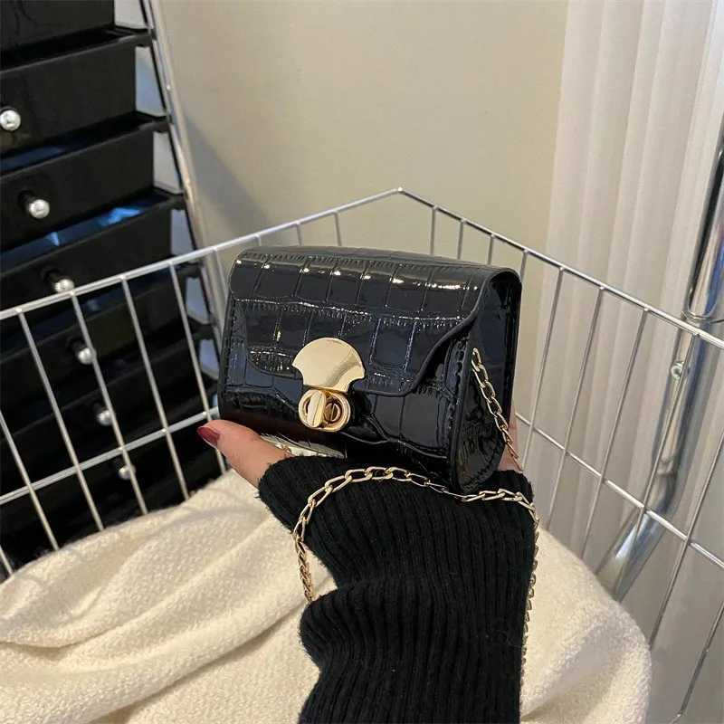 Fashion Travel Purse Mini Wallet Small Square Bag Girls Wallet Crossbody Bag Shoulder Bag for Women Black Gold SilverXJ251021