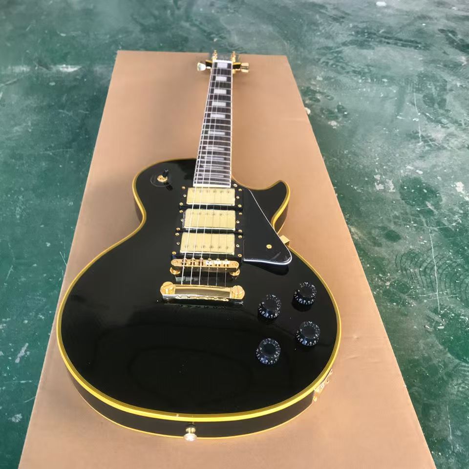 Custom electric guitar 3H pickup Gold hardware Yellow binding rosewood fingerboard mahogany body