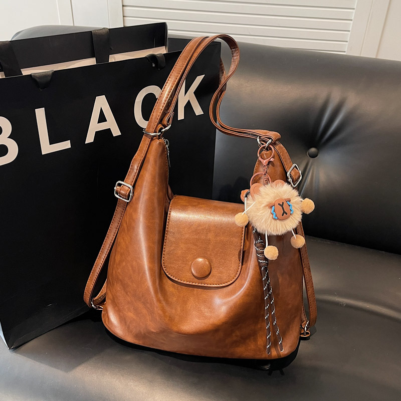 Free Shipping Designer Bag High Appearance And Large Capacity Tote Women In Spring 2025 New Single Shoulder Bag Crossbody Bag For Commuting