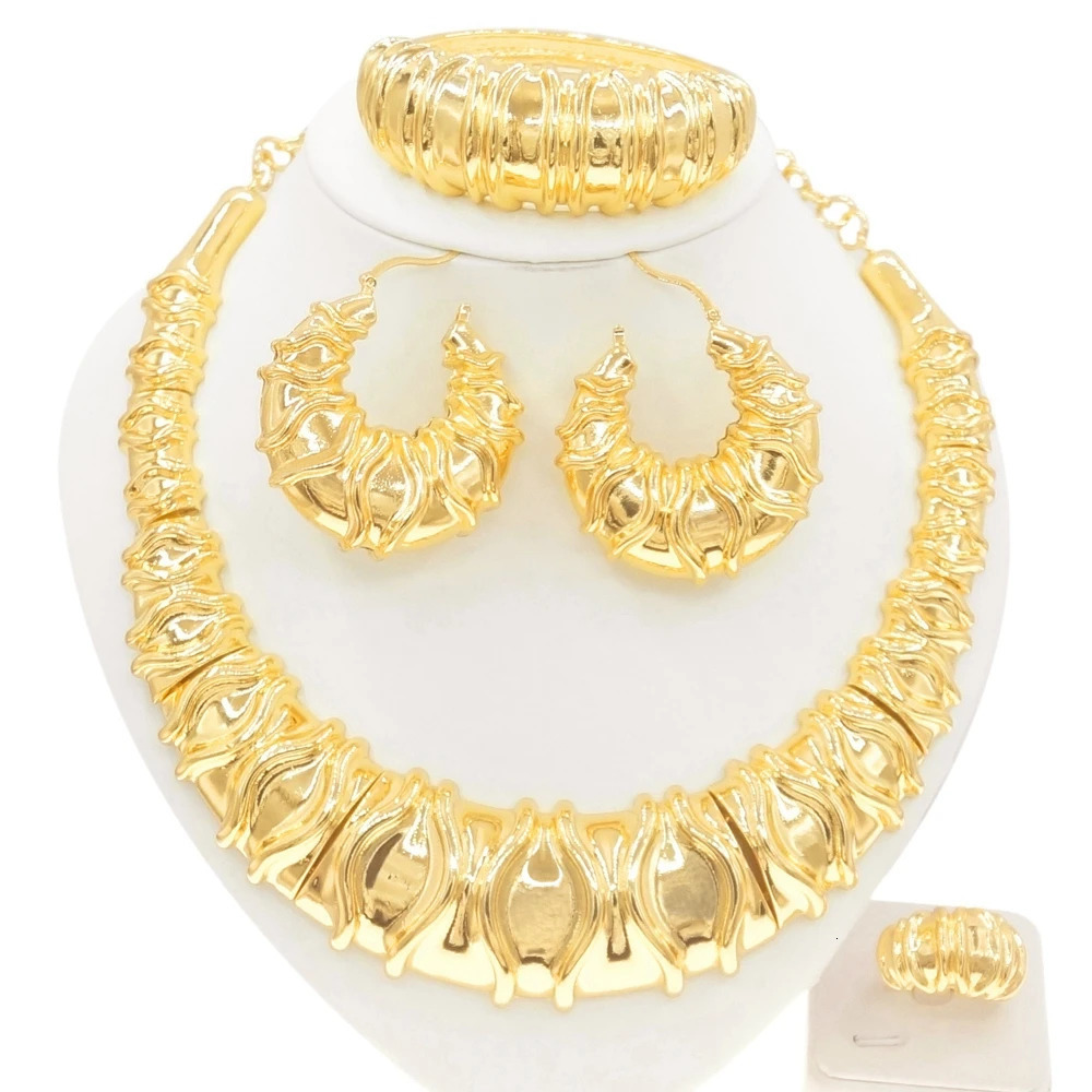 Fashion Dubai Gold Plated Women Jewelry Italian Style Big Necklace Banquet Festive Earrings Ring Accessories 250530