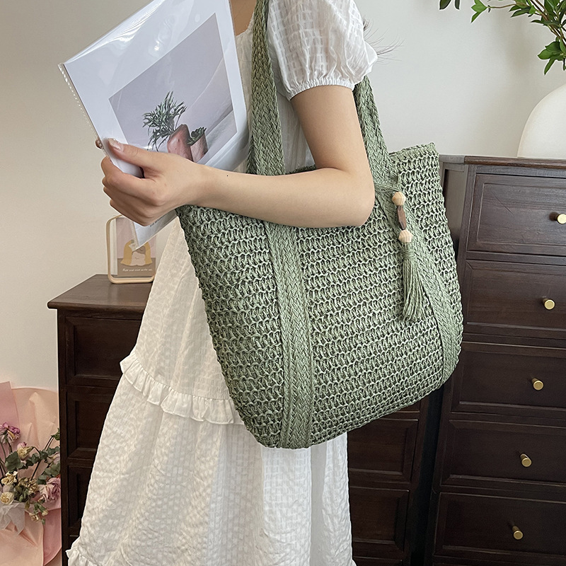 designer 2025 New Straw Beach Woven Handbag for Women with Tassels, Hollow Design, Large Capacity Tote Bag for Vacation