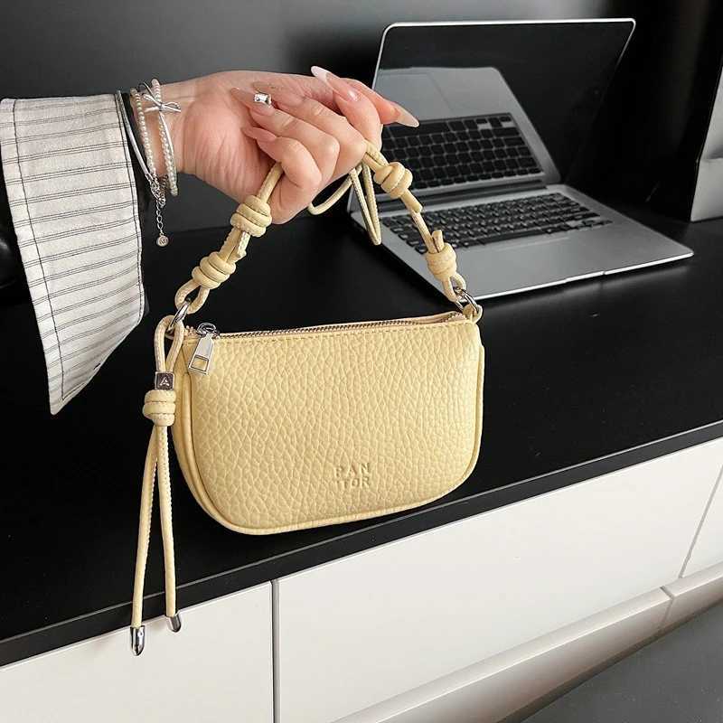 Ladies Crossbody Bag Fashion Versatile Solid Color Handbag Exquisite Design Daily Commuting Casual Shoulder Bag Pure Armpit Bag XJ250604