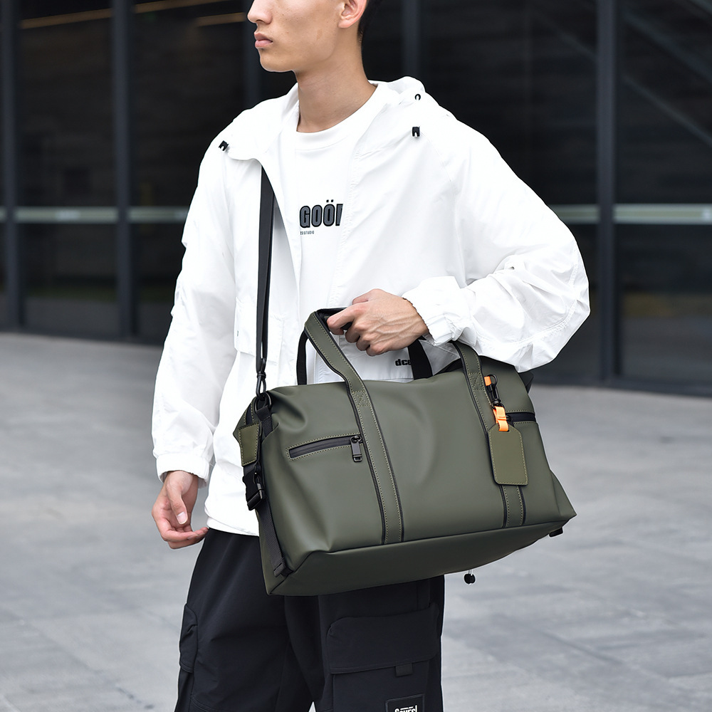New Large Capacity Men's Business Travel Versatile Commuter Handbag Water-Resistant Sports Fiess Bag Trendy