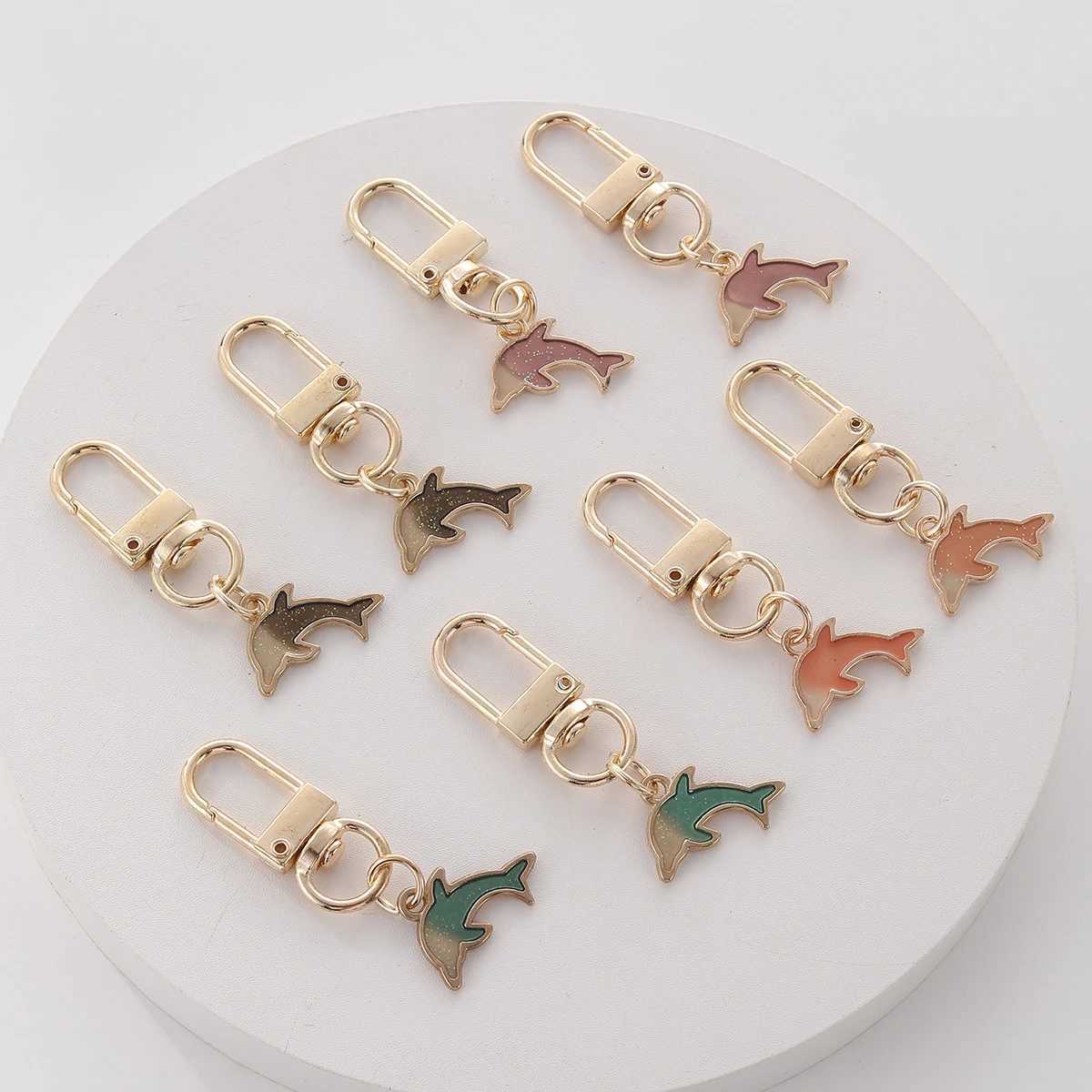 8pcs Cute Leisure Alloy Dolphins Keychain Metal Keyring Decoration Wallet Bag Backpack Pendant Charms Birthday Party Gifts W250604